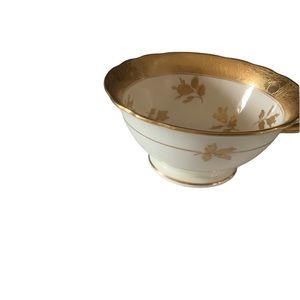 France depose David Collamore & Co. fifth ave.37th st. New York saucer